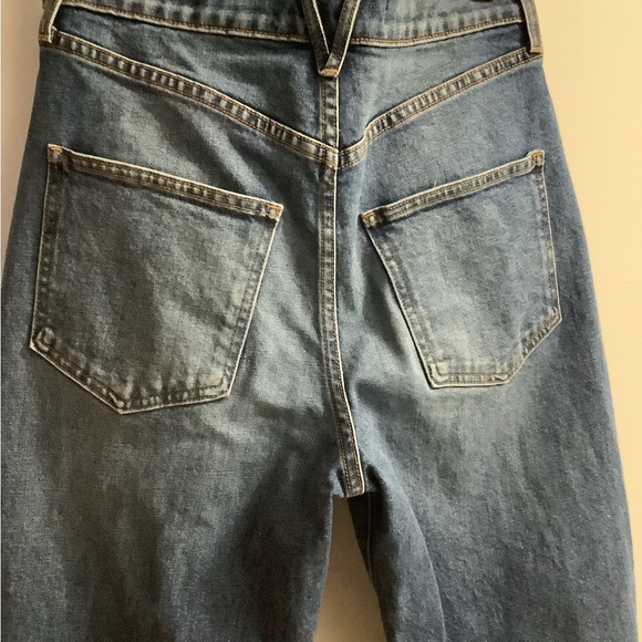 VERONICA BEARD
Charlie Denim High-Rise Barrel Jean | size 28 - Picture 4 of 11